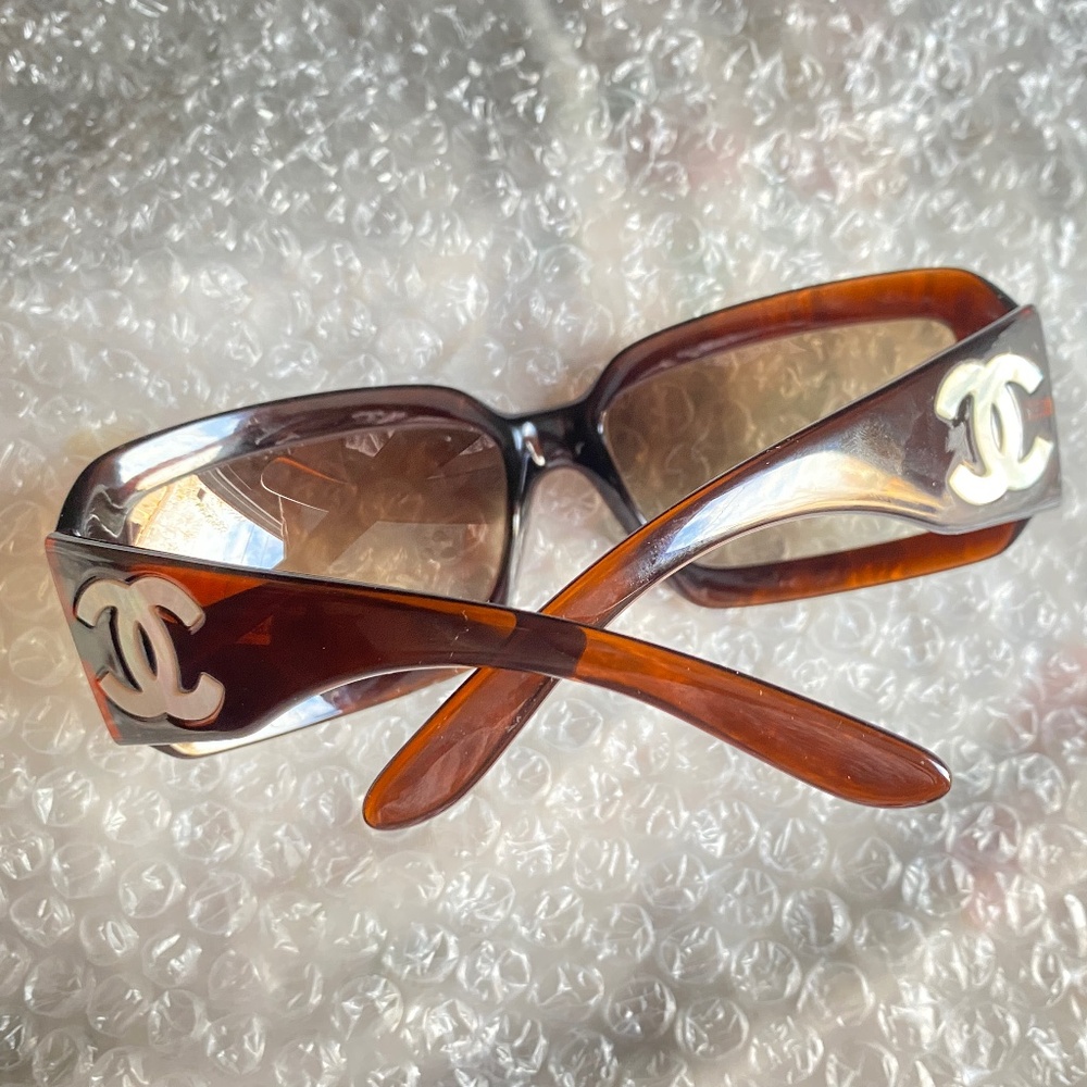 vintage y2k chanel sunglasses tortoise